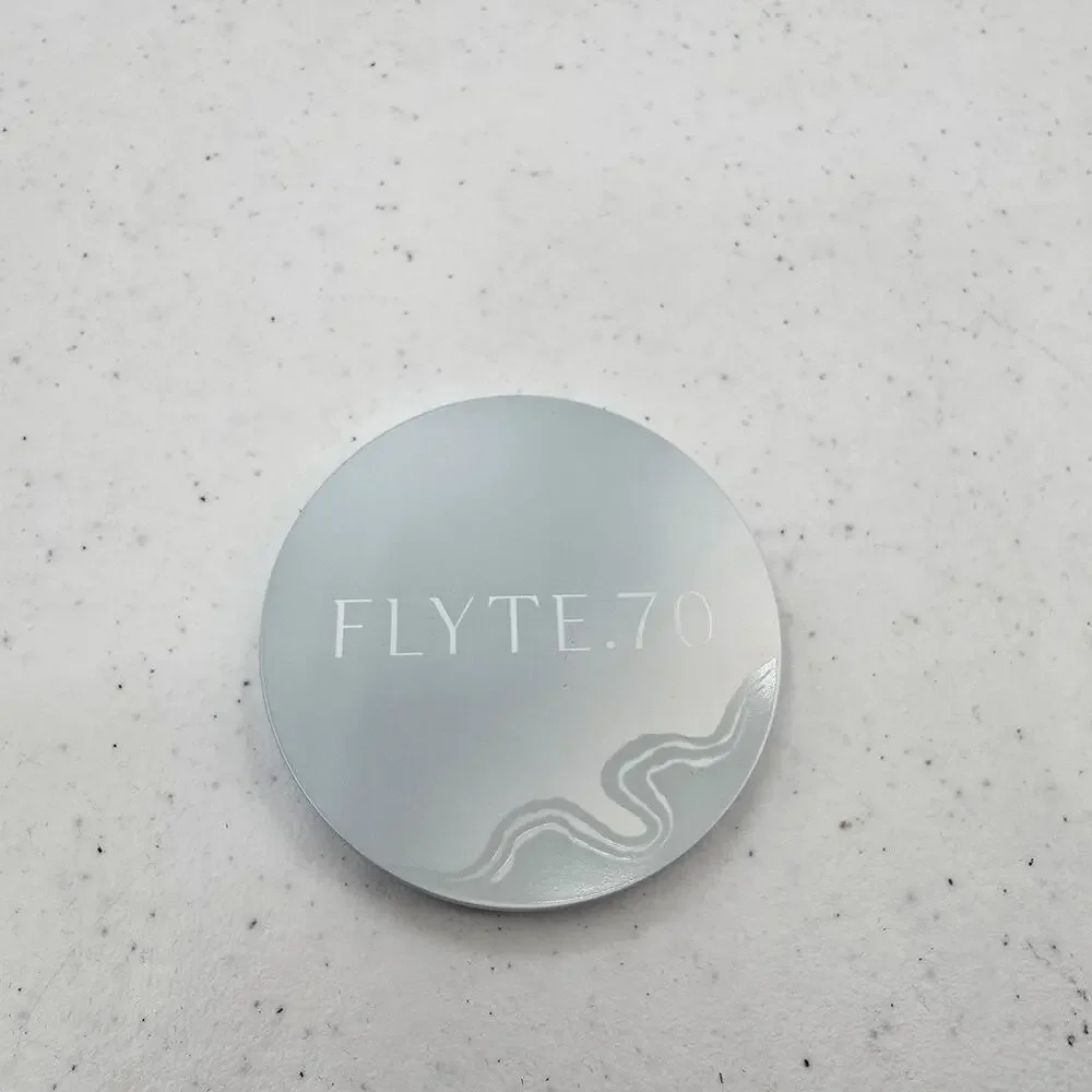 Flyte 70 Final Act Lucid Finishing Powder Light
